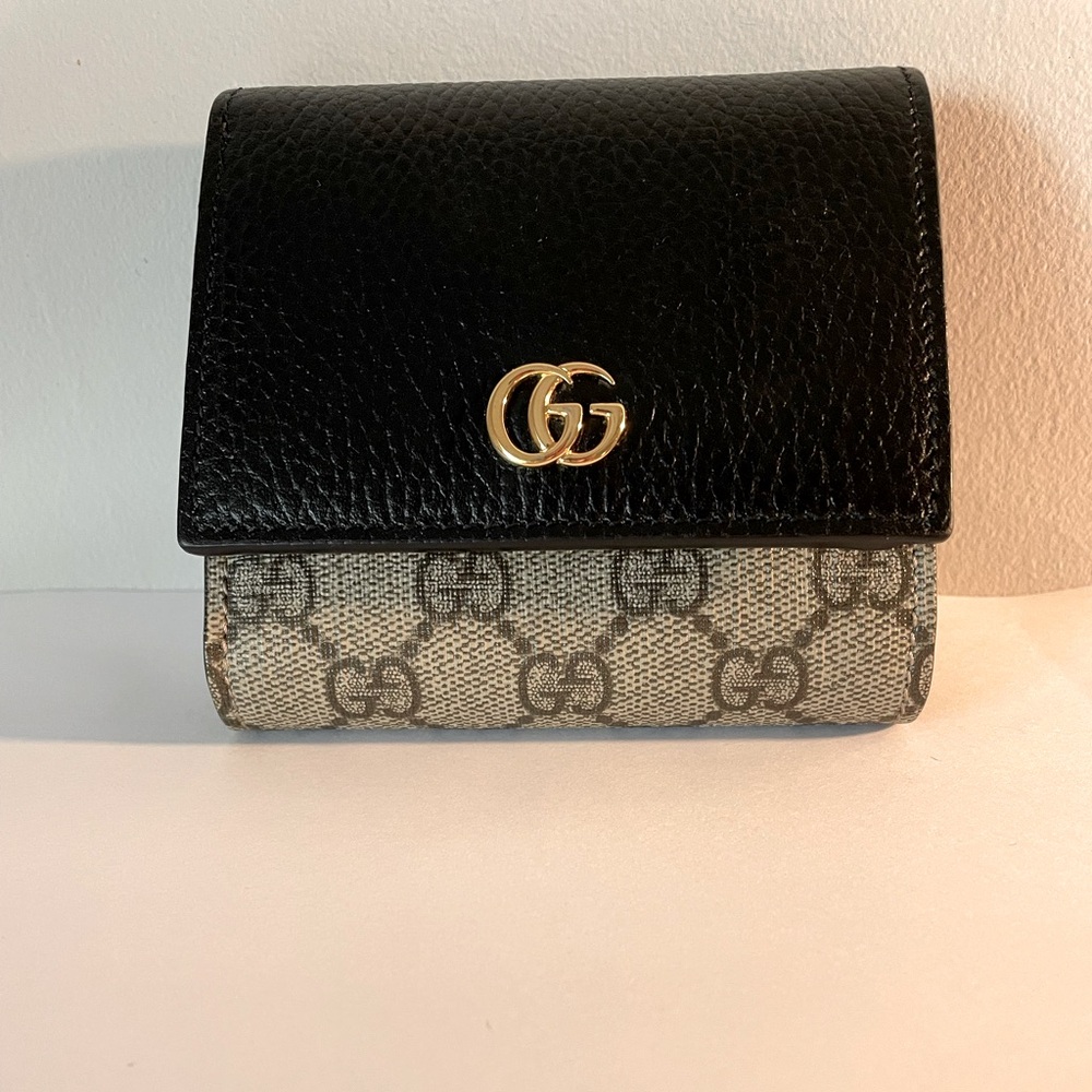 Authentic Gucci Wallet - image 1